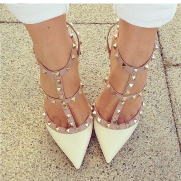 Wild Diva Shoes - Wild diva beige studded heels 8